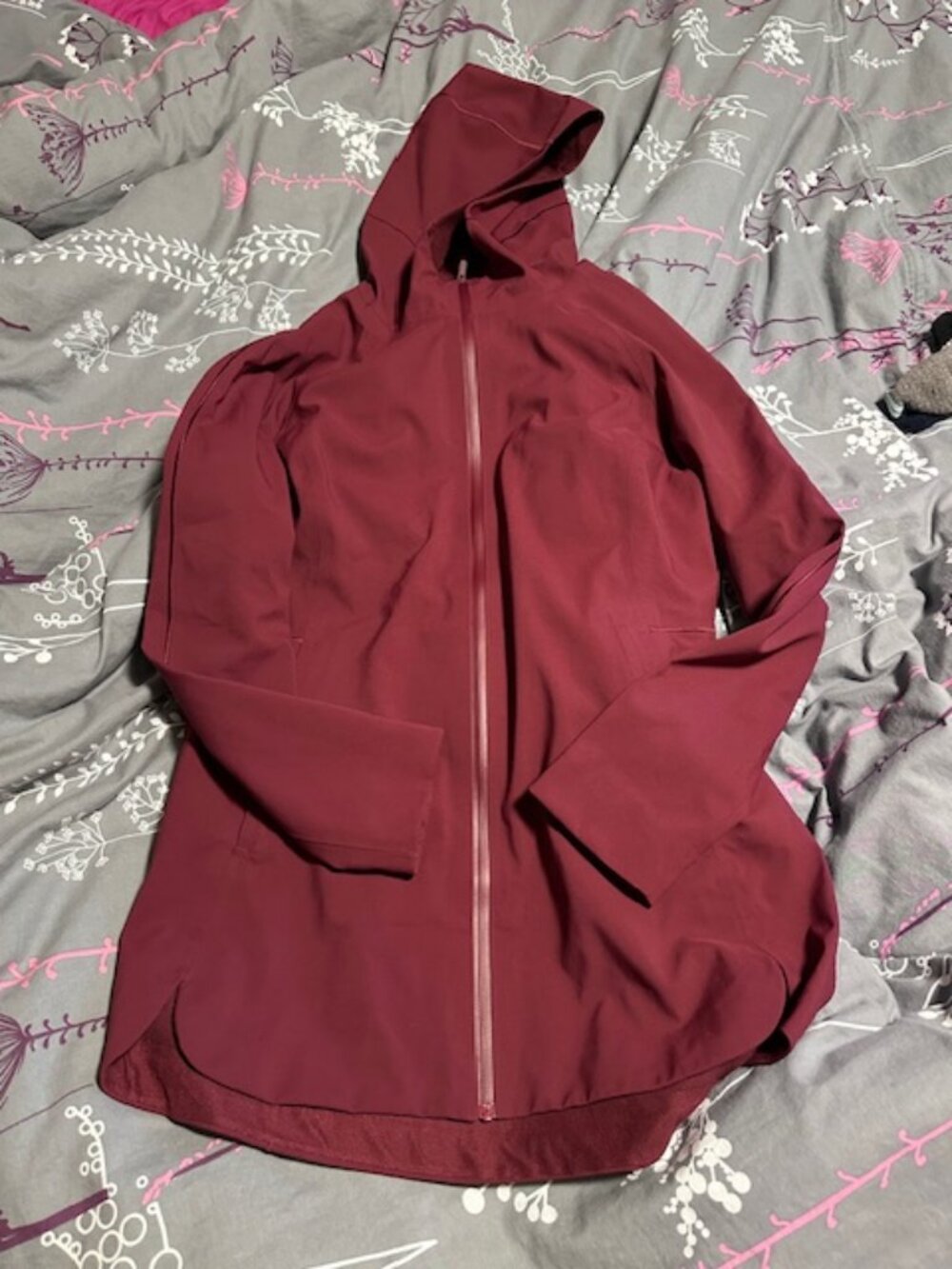 Lululemon glyde along softshell jacket size 6